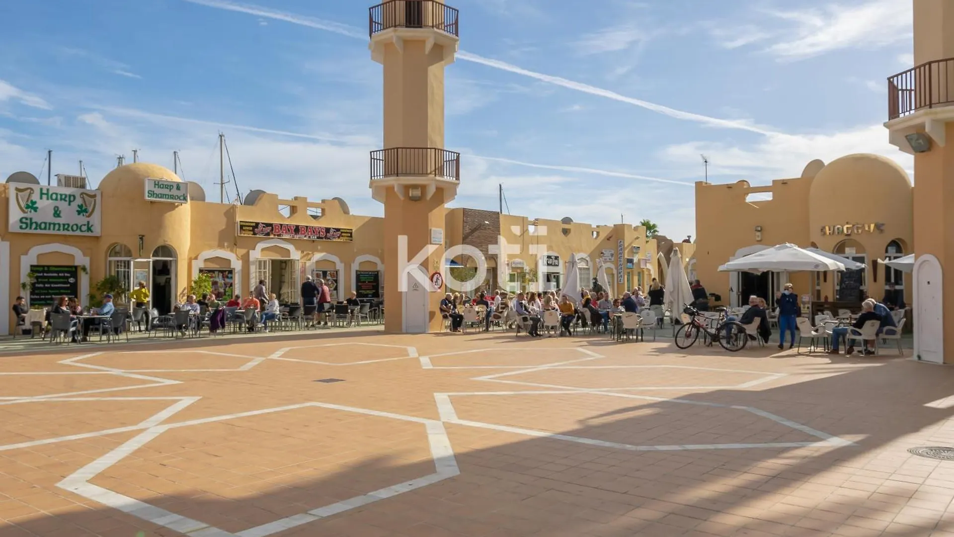 Koti Rentals - Colina Blanca Fuengirola Appartement
